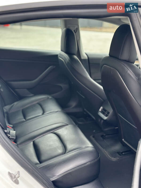 Седан Tesla Model 3 2021 в Дубно фото 13 Седан Tesla Model 3 2021 в Дубно