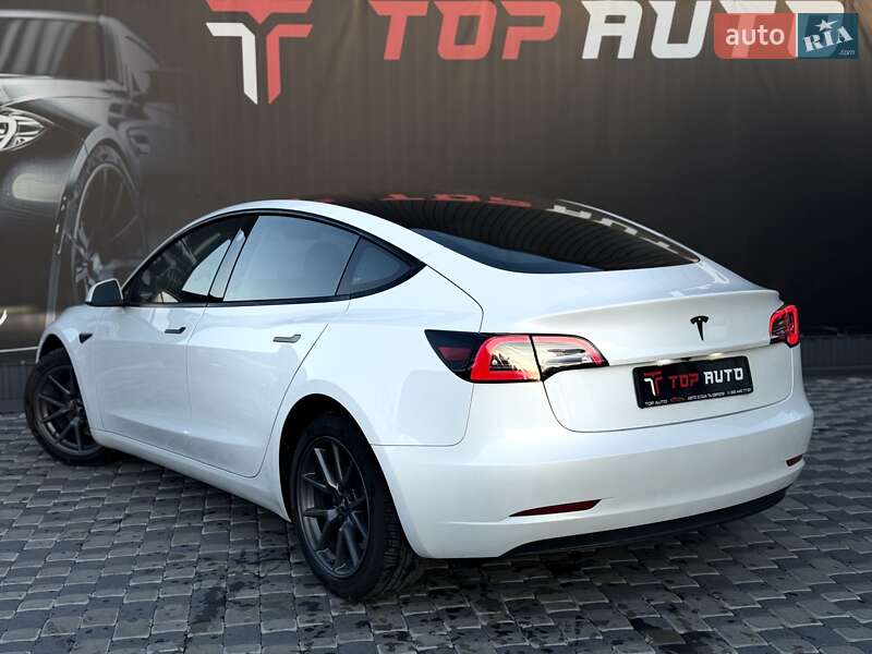 Седан Tesla Model 3 2023 в Львові фото 18 Седан Tesla Model 3 2023 в Львові