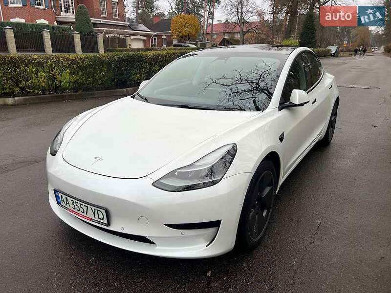 Седан Tesla Model 3 2021 в Киеве фото 14 Седан Tesla Model 3 2021 в Киеве