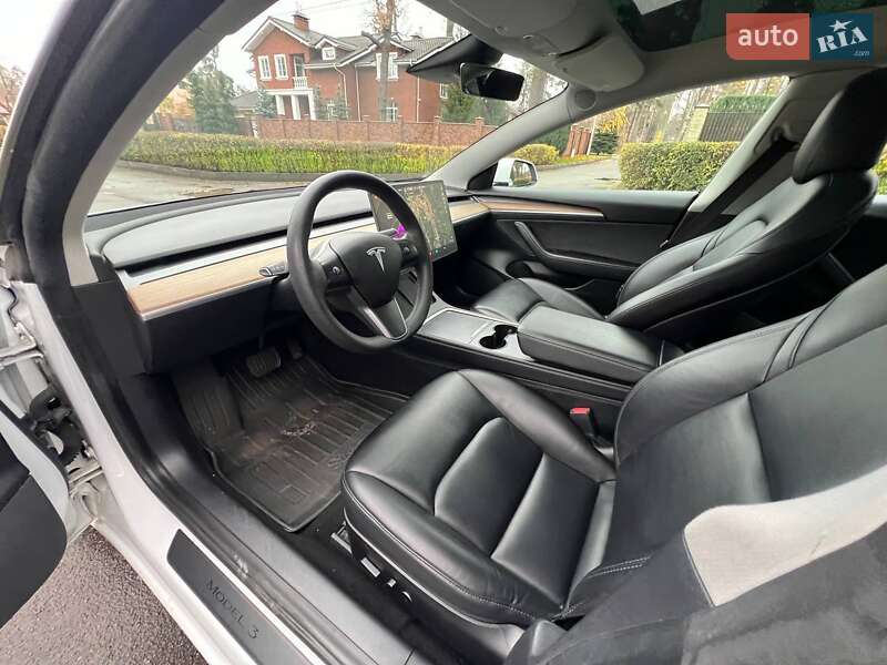 Седан Tesla Model 3 2021 в Киеве фото 27 Седан Tesla Model 3 2021 в Киеве