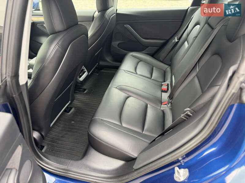 Седан Tesla Model 3 2021 в Луцке фото 13 Седан Tesla Model 3 2021 в Луцке