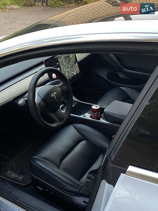 Седан Tesla Model 3 2019 в Кам'янці-Бузькій фото 11 Седан Tesla Model 3 2019 в Кам'янці-Бузькій