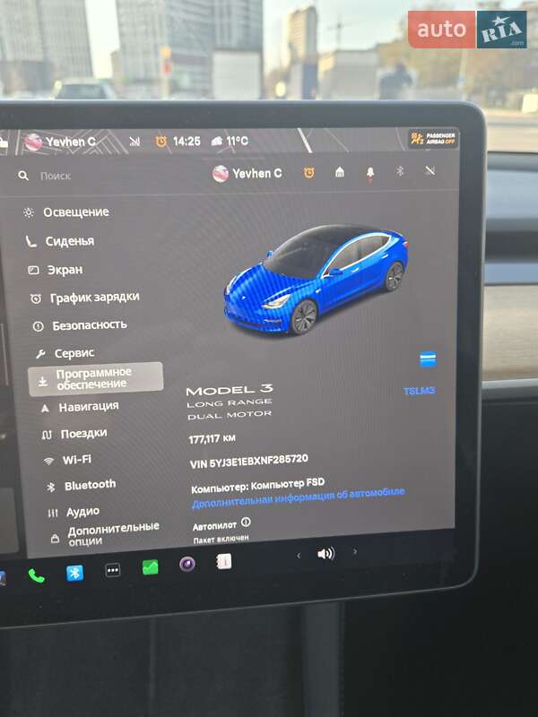 Седан Tesla Model 3 2022 в Киеве