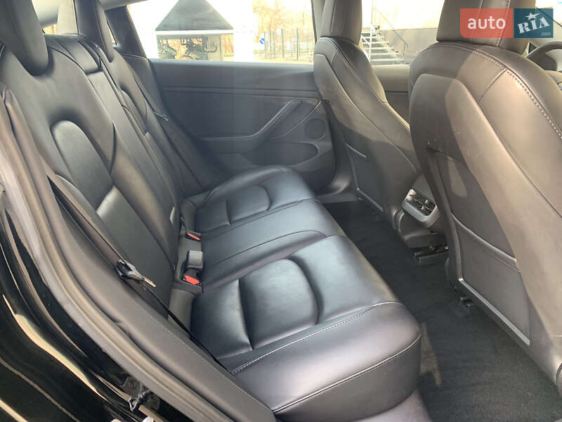 Седан Tesla Model 3 2022 в Киеве фото 31 Седан Tesla Model 3 2022 в Киеве