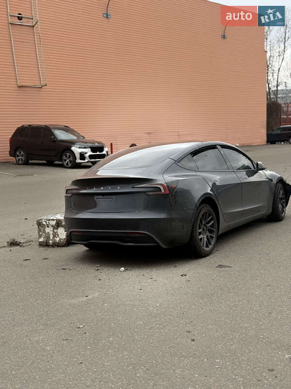 Седан Tesla Model 3 2025 в Киеве фото 4 Седан Tesla Model 3 2025 в Киеве