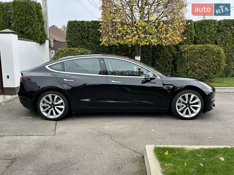 Седан Tesla Model 3 2020 в Києві фото 2 Седан Tesla Model 3 2020 в Києві