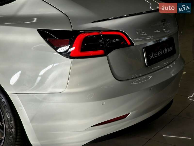 Седан Tesla Model 3 2020 в Николаеве фото 10 Седан Tesla Model 3 2020 в Николаеве