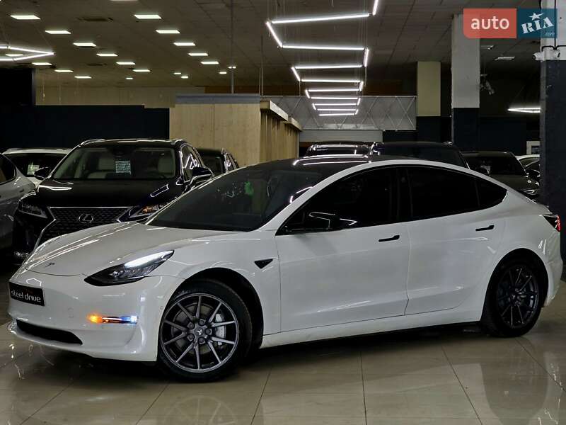 Седан Tesla Model 3 2020 в Николаеве фото 3 Седан Tesla Model 3 2020 в Николаеве