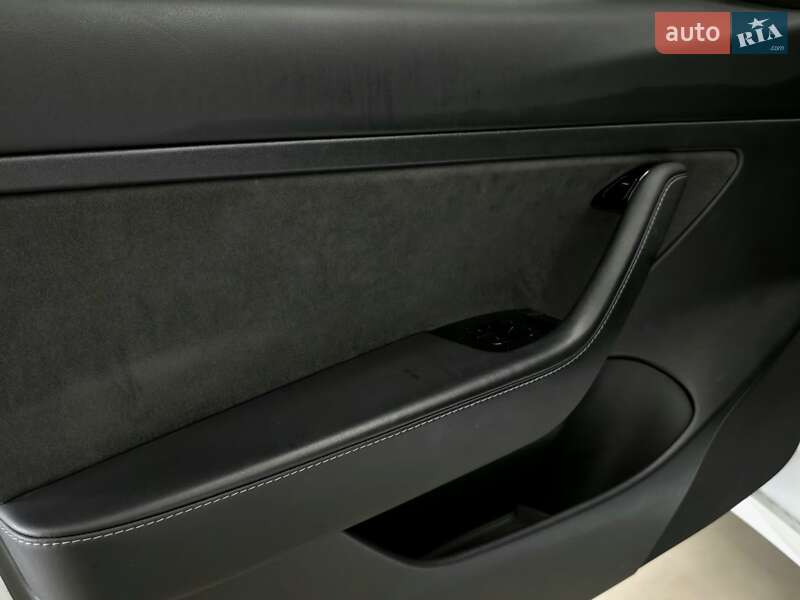 Седан Tesla Model 3 2020 в Николаеве фото 13 Седан Tesla Model 3 2020 в Николаеве