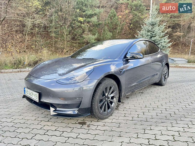 Седан Tesla Model 3 2021 в Могилев-Подольске