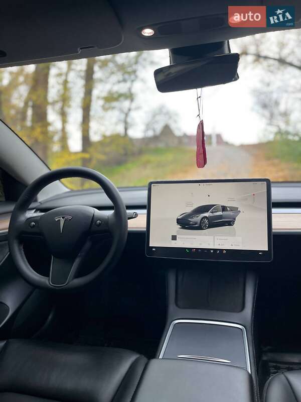 Седан Tesla Model 3 2023 в Кременчуці фото 9 Седан Tesla Model 3 2023 в Кременчуці