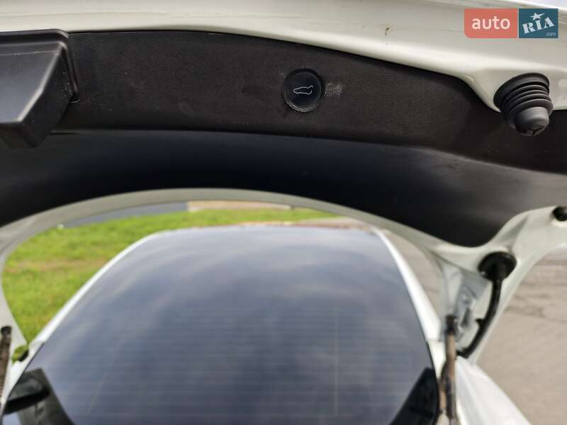 Седан Tesla Model 3 2022 в Києві фото 8 Седан Tesla Model 3 2022 в Києві