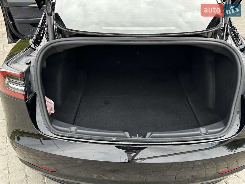 Седан Tesla Model 3 2021 в Луцьку фото 11 Седан Tesla Model 3 2021 в Луцьку