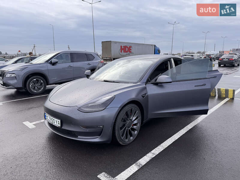 Седан Tesla Model 3 2022 в Львове фото 15 Седан Tesla Model 3 2022 в Львове