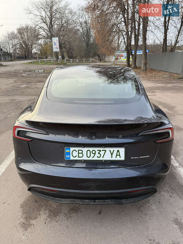 Седан Tesla Model 3 2024 в Киеве фото 13 Седан Tesla Model 3 2024 в Киеве