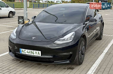Седан Tesla Model 3 2019 в Нововолынске
