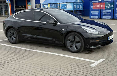 Седан Tesla Model 3 2019 в Нововолынске