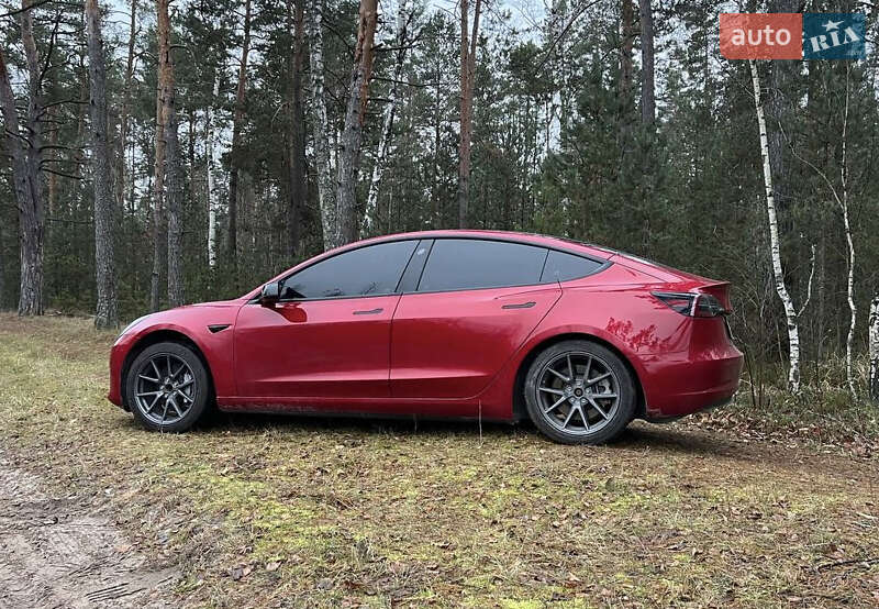 Седан Tesla Model 3 2023 в Житомире фото 3 Седан Tesla Model 3 2023 в Житомире