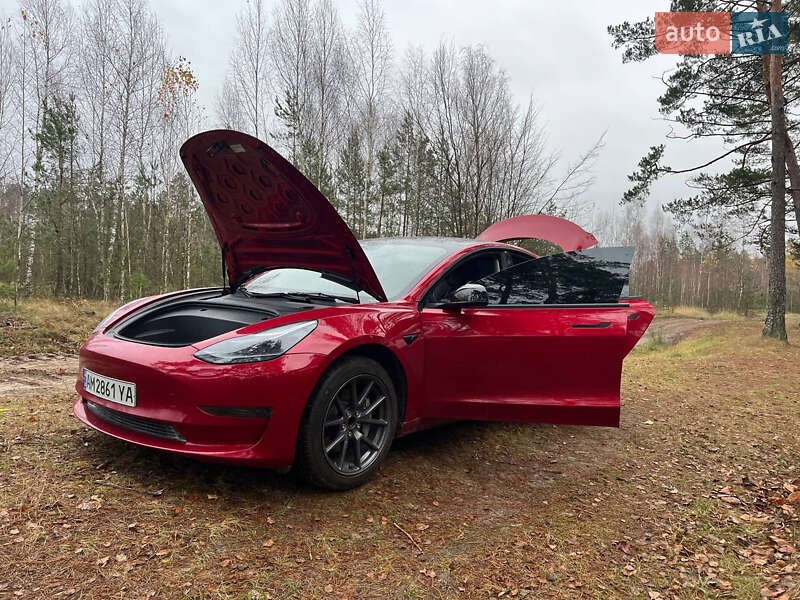 Седан Tesla Model 3 2023 в Житомире фото 33 Седан Tesla Model 3 2023 в Житомире