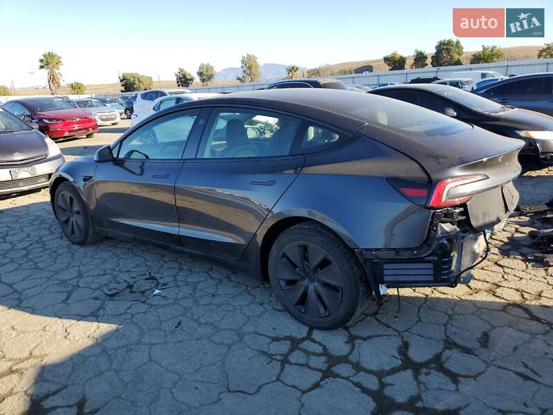 Седан Tesla Model 3 2025 в Львові