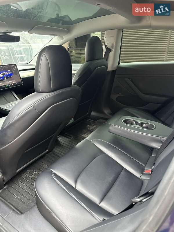 Седан Tesla Model 3 2022 в Харкові