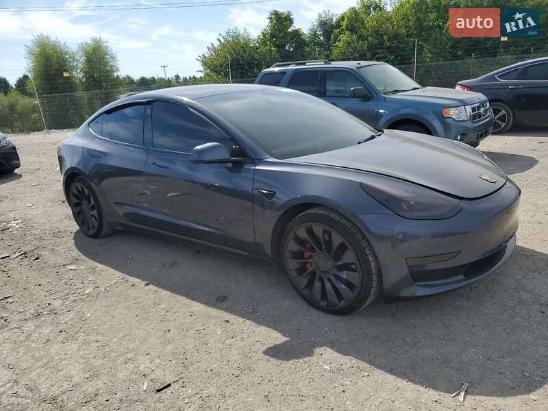 Седан Tesla Model 3 2023 в Дніпрі