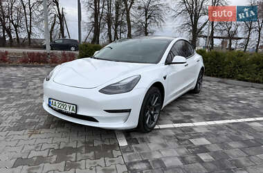 Седан Tesla Model 3 2021 в Виннице