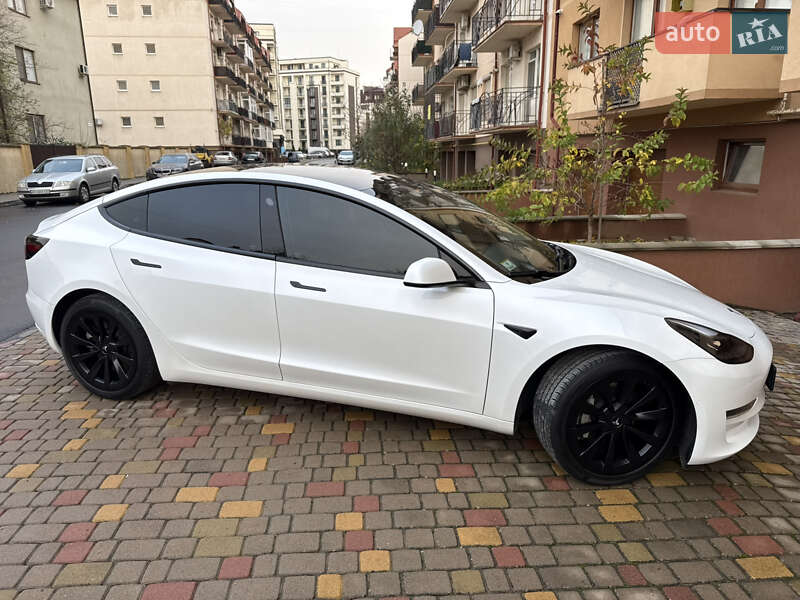 Седан Tesla Model 3 2021 в Ужгороде фото 5 Седан Tesla Model 3 2021 в Ужгороде