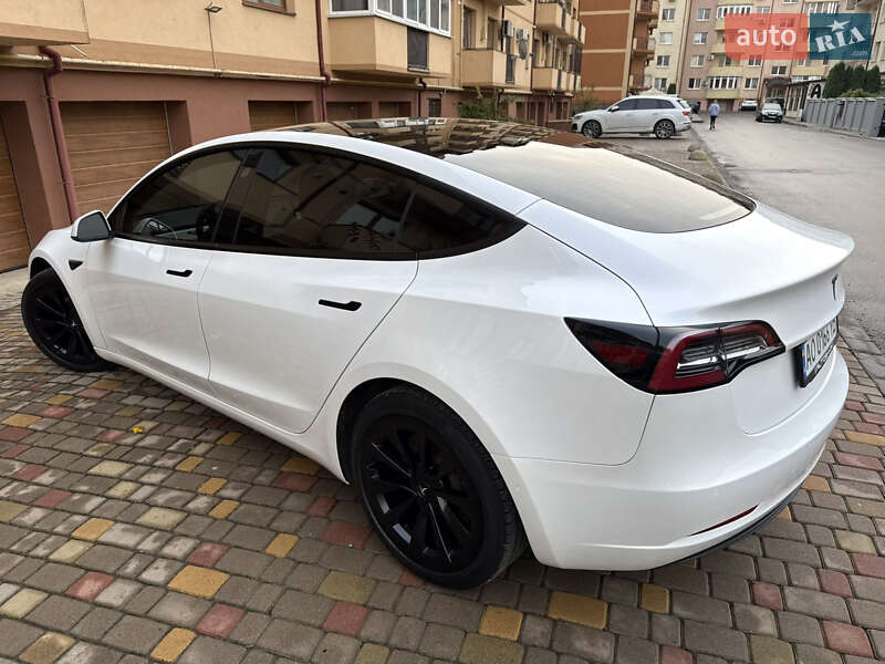 Седан Tesla Model 3 2021 в Ужгороде фото 10 Седан Tesla Model 3 2021 в Ужгороде