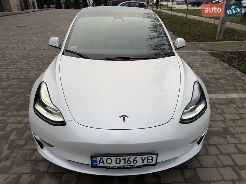 Седан Tesla Model 3 2021 в Ужгороде фото 35 Седан Tesla Model 3 2021 в Ужгороде