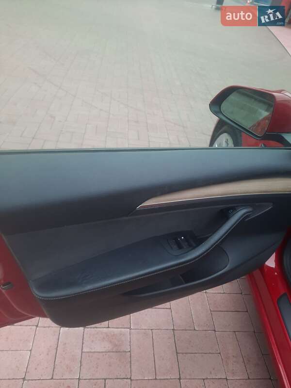 Седан Tesla Model 3 2022 в Рівному фото 16 Седан Tesla Model 3 2022 в Рівному