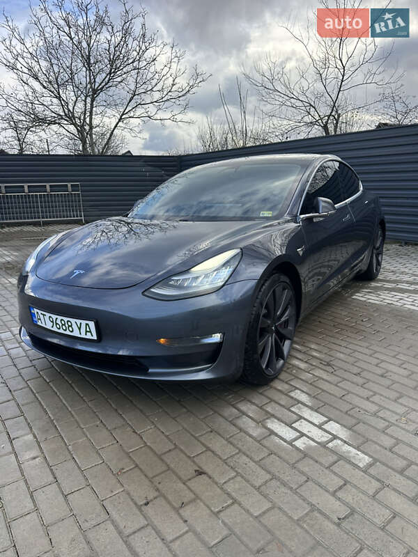 Tesla Model 3 2020 Tesla Model 3 2020
