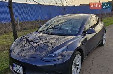 Седан Tesla Model 3 2022 в Кривому Розі
