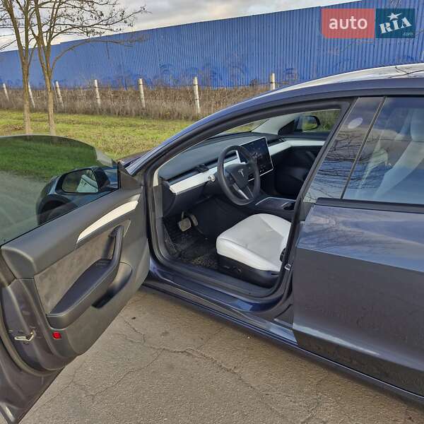 Седан Tesla Model 3 2022 в Кривому Розі