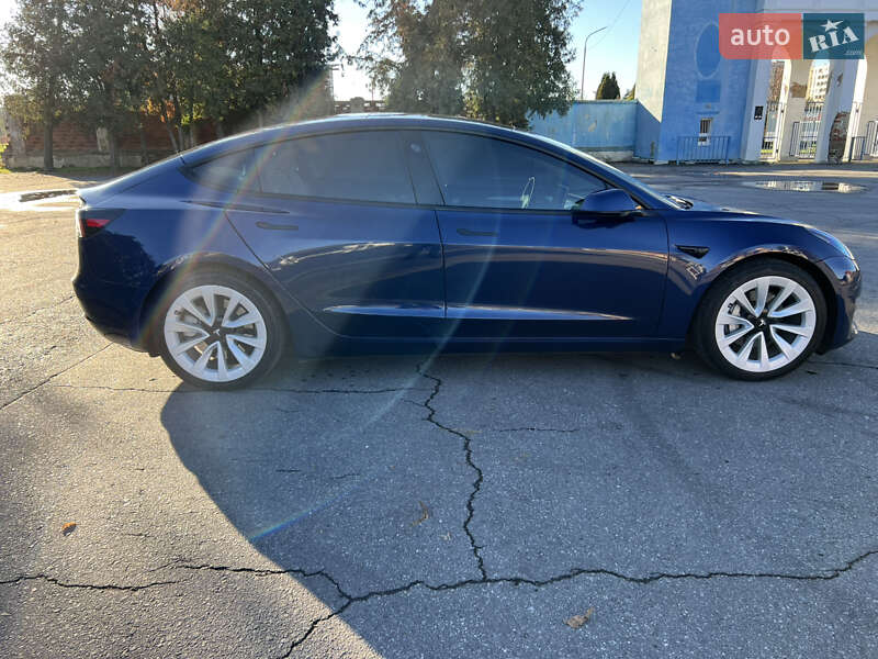 Седан Tesla Model 3 2022 в Ужгороде фото 7 Седан Tesla Model 3 2022 в Ужгороде