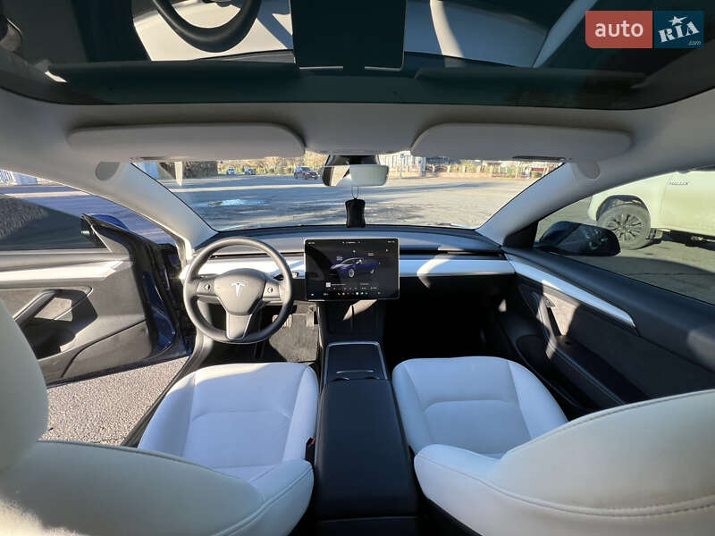 Седан Tesla Model 3 2022 в Ужгороде фото 13 Седан Tesla Model 3 2022 в Ужгороде