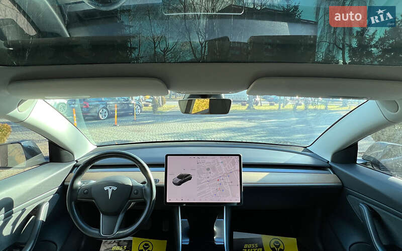 Седан Tesla Model 3 2018 в Львове фото 37 Седан Tesla Model 3 2018 в Львове