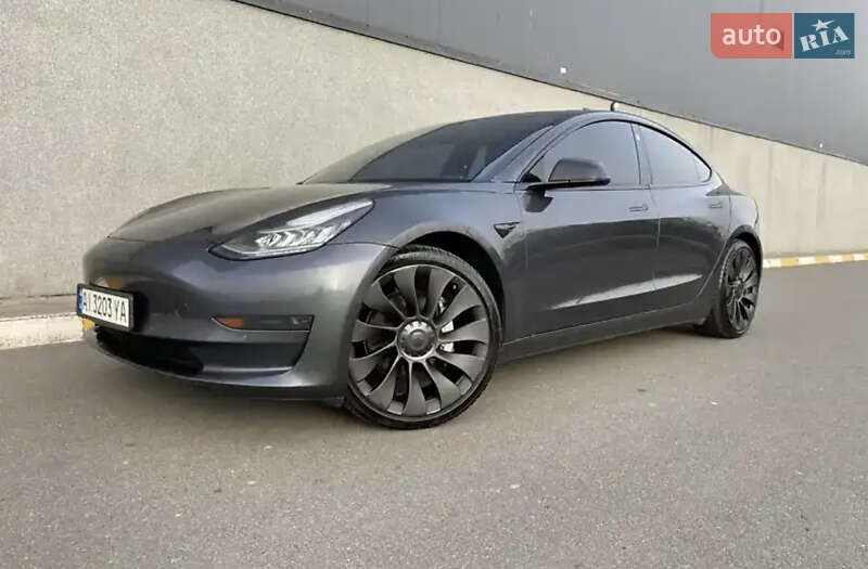 Tesla Model 3 2019