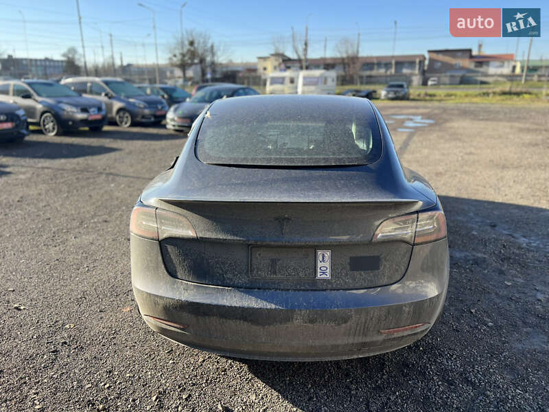 Седан Tesla Model 3 2021 в Луцьку
