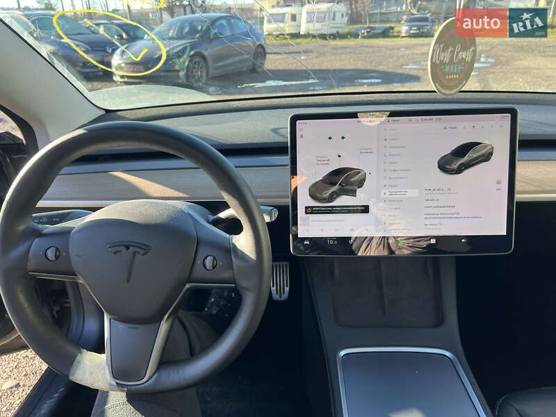 Седан Tesla Model 3 2021 в Луцьку