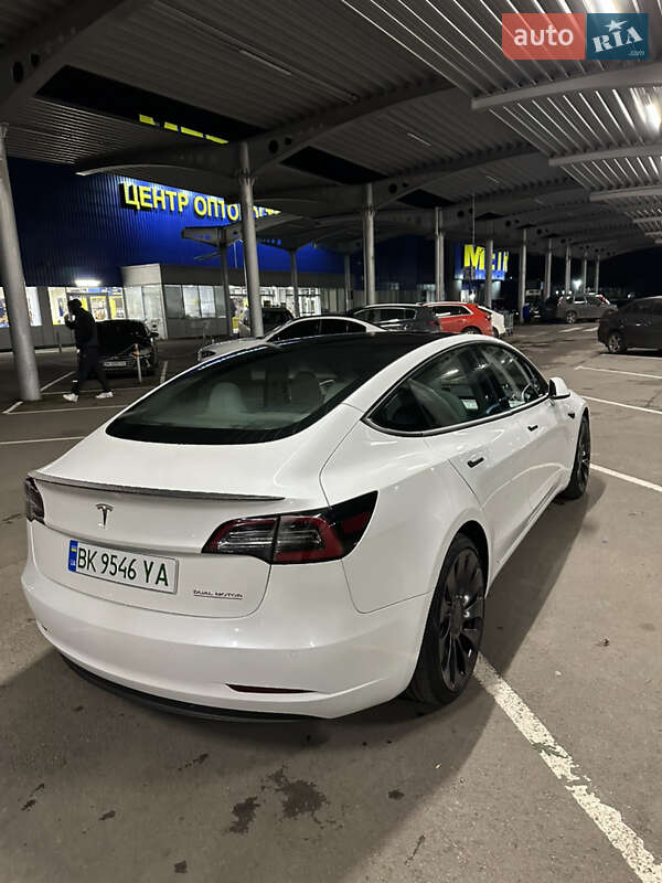 Седан Tesla Model 3 2022 в Ровно фото 14 Седан Tesla Model 3 2022 в Ровно