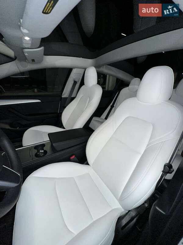 Седан Tesla Model 3 2022 в Ровно фото 18 Седан Tesla Model 3 2022 в Ровно