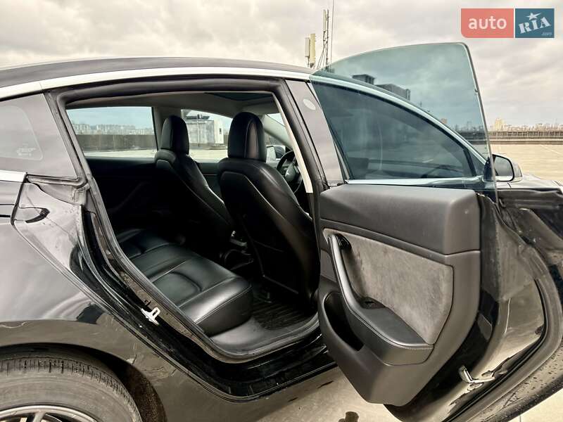 Седан Tesla Model 3 2019 в Києві фото 14 Седан Tesla Model 3 2019 в Києві