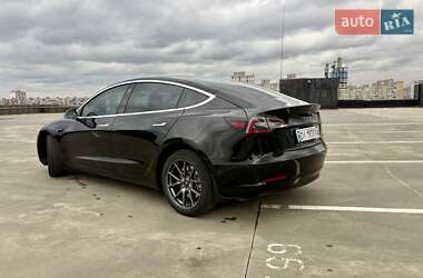 Седан Tesla Model 3 2019 в Киеве фото 5 Седан Tesla Model 3 2019 в Киеве