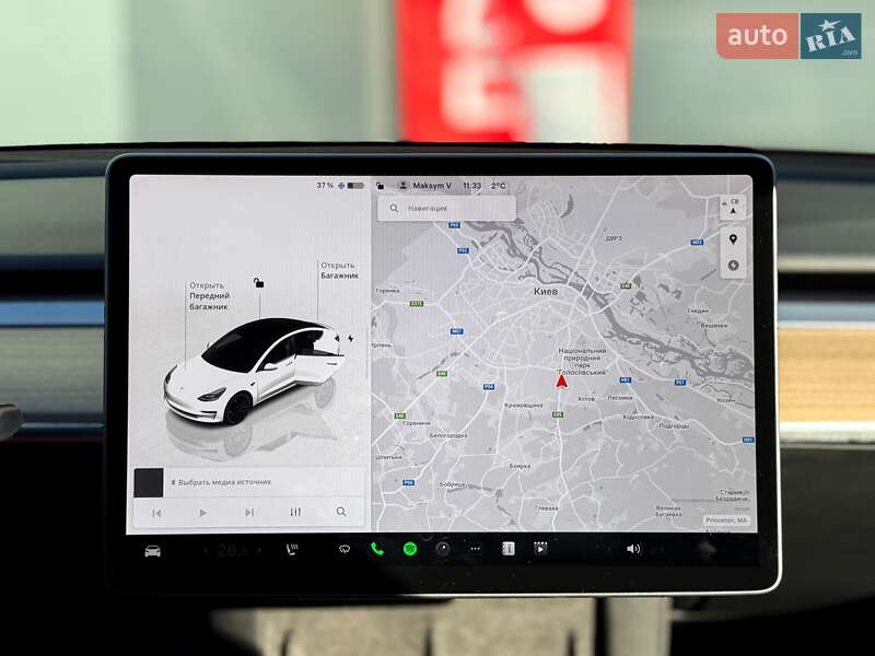 Седан Tesla Model 3 2023 в Києві