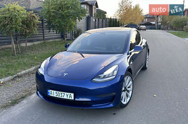 Седан Tesla Model 3 2019 в Киеве