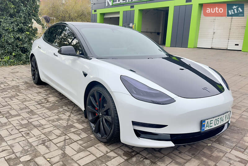 Седан Tesla Model 3 2020 в Кривому Розі фото 3 Седан Tesla Model 3 2020 в Кривому Розі