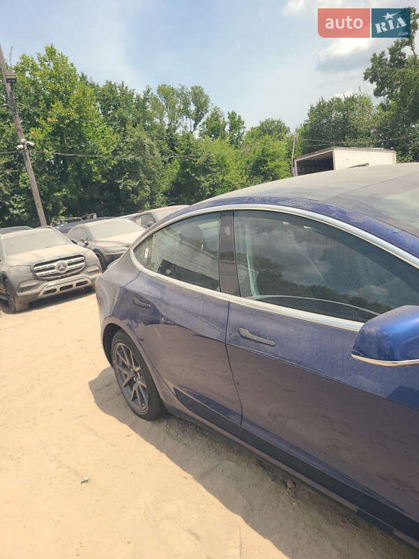 Седан Tesla Model 3 2019 в Одессе