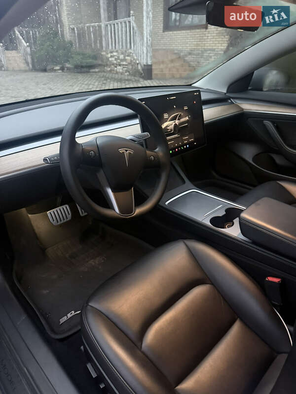 Седан Tesla Model 3 2022 в Харкові