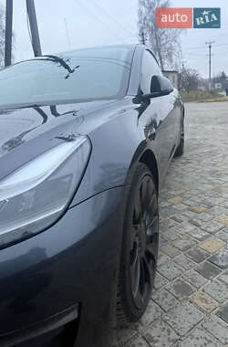 Седан Tesla Model 3 2022 в Харькове